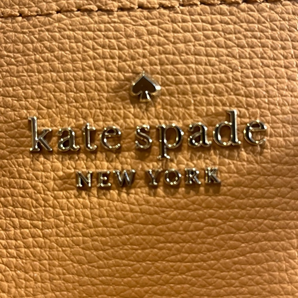 Kate Spade Crossbody Bag in Tan or Camel color - Picture 2 of 15